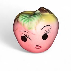 Vintage Lipper and Mann Salt Shaker Apple Anthropomorphic (KT331)